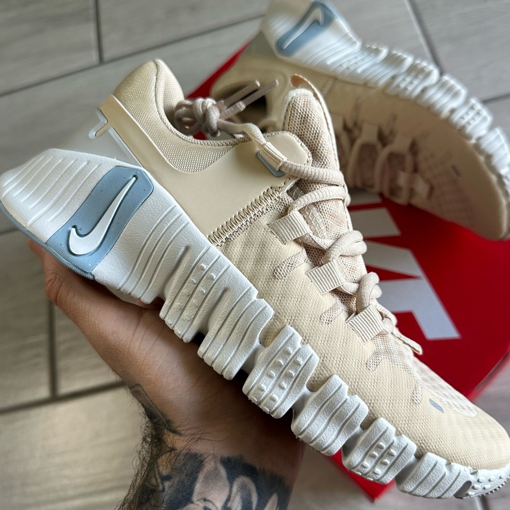 NIKE FREE METCON 5 CREAM BLUE WHITE